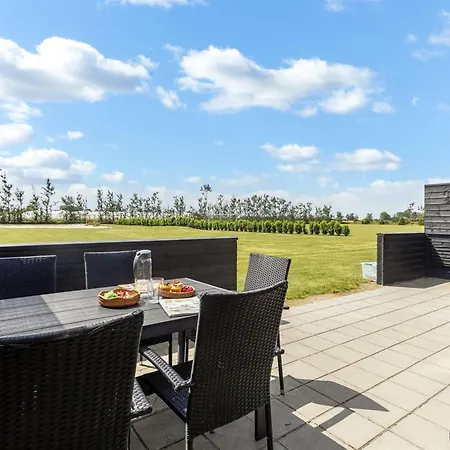 Fay - 900m From The Sea By Interhome Bøtø By